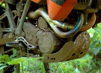 KTM_640_engine_bg.jpg