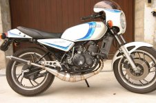 yamaha-rd350lc-ss-ss-cy158ss-[3]-195-p.jpg