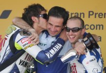 Valentino+Rossi+Davide+Brivio+MotoGP+Spain+_FDsUSbuhQux.jpg