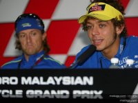 124516_rossi+gibernau-1280x960-oct7.jpg._original.jpg