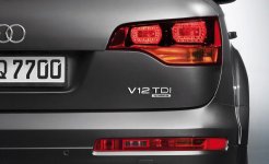 2009-audi-q7-v12-tdi-diesel-taillight-and-liftgate-badge-photo-230745-s-1280x782.jpg