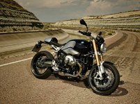 BMW-R-nineT-40.jpg