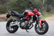 11-Aprilia-Shiver-review-10.jpg