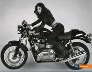 girl_on_a_Thruxton_d.jpg