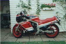 gsxr1100_1.jpg