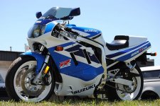 1991-Suzuki-GSX-R-750-For-Sale-Speedwerks.jpg