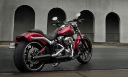 2013-Harley-Davidson-FXSB-Breakout4.jpg