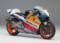 1997-honda-nsr500-mick-doohan.jpg