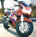 cbr 900 copy.jpg