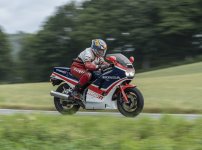 20220801_007_HondaVF1000R_1985_TonyDönges 1280.jpg