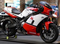 velocity-moto-yamaha-xsr900-rd500lc-01.jpg