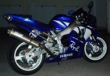 YZF R1 2001.jpg