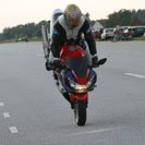 Kopia av Micke blade stoppie2.jpg