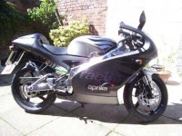 aprilia rs125 silver -02 sida minde.jpg