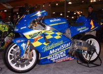 nyc02_suzuki_rgv500gp.jpg