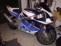 gsxr-750.jpg