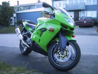 kawa zx9r.jpg