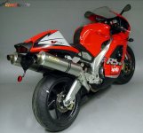 RSV1000_177.jpg