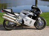 gsxr copy.jpg