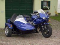 suzuki sv650 med sidovagn.jpg