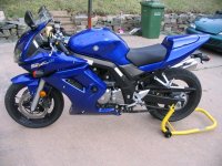 suzuki-sv650s-05-bikepics-348696.jpg