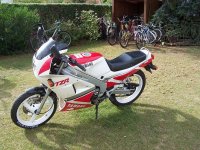 tzr 125 001.JPG