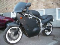 s_GSXR750_86_020.jpg