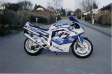 gsx750r -91 hel.jpg